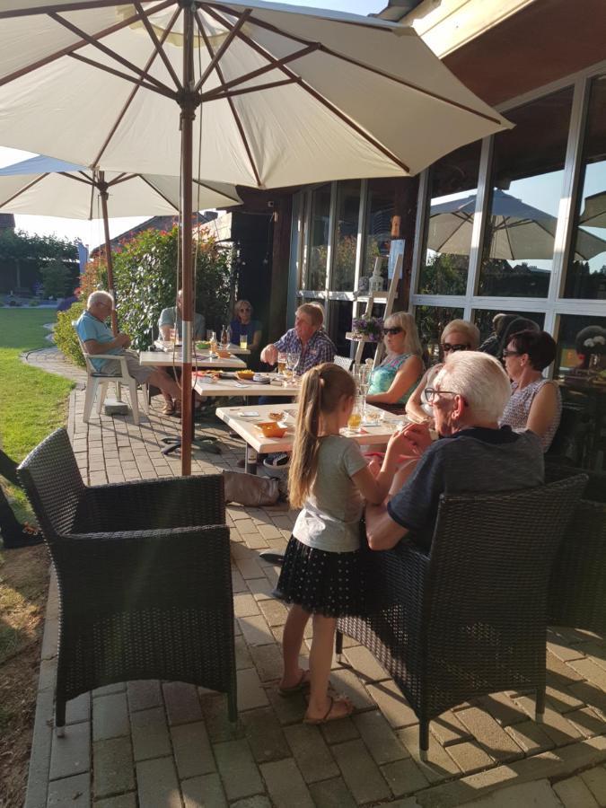 Ferienwohnung De achtertuin Maasmechelen Exterior foto