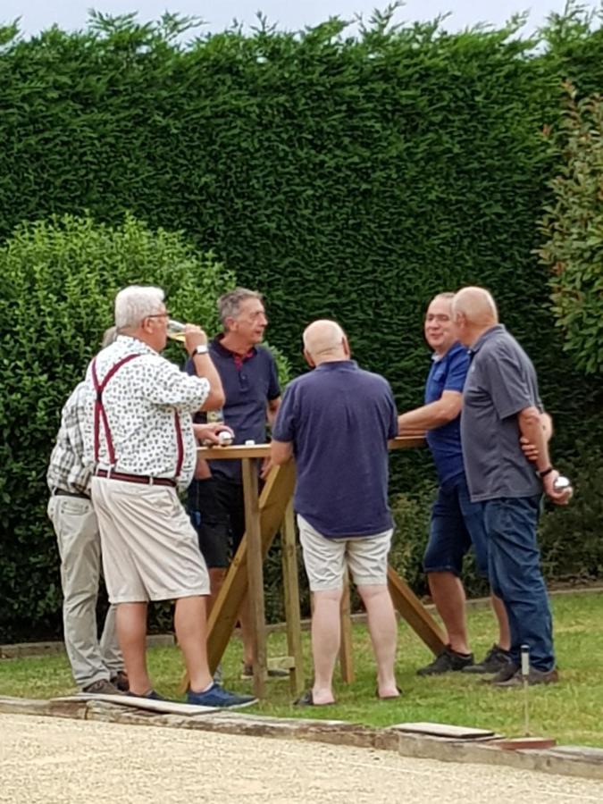 Ferienwohnung De achtertuin Maasmechelen Exterior foto