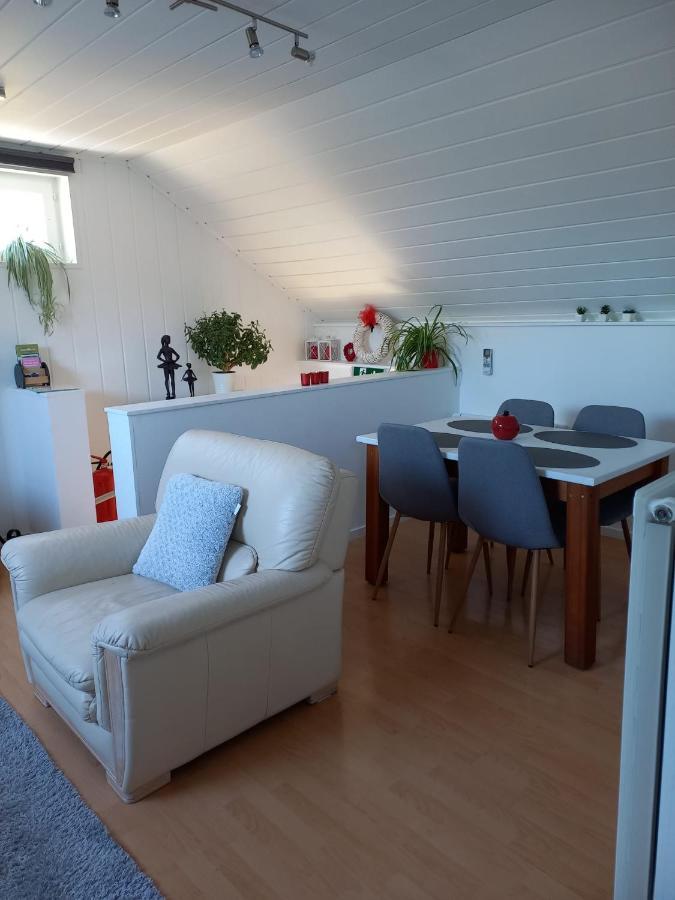 Ferienwohnung De achtertuin Maasmechelen Exterior foto